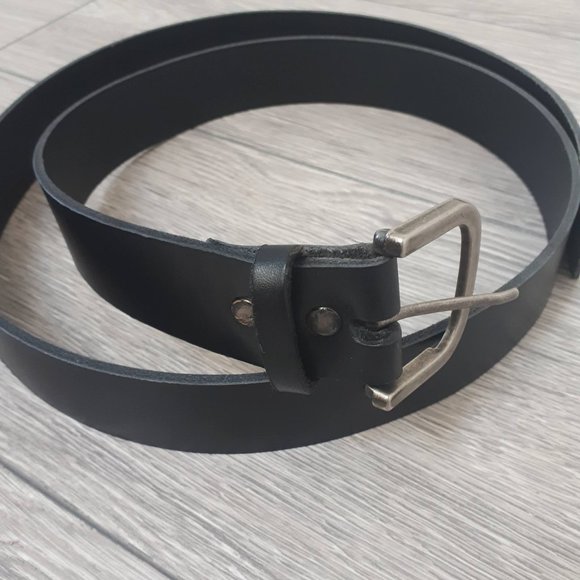 Canadian Made Black Leather Belt - Picture 6 of 6